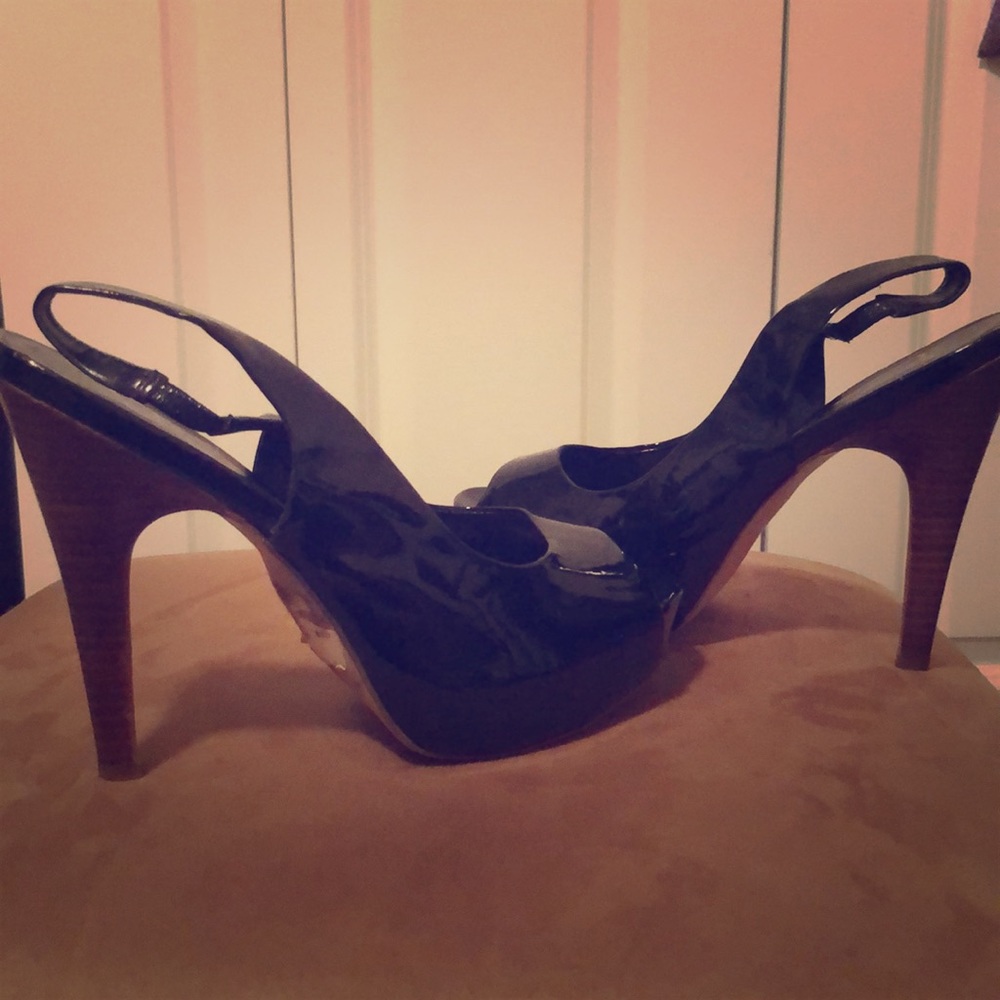 Jessica Simpson pumps💥